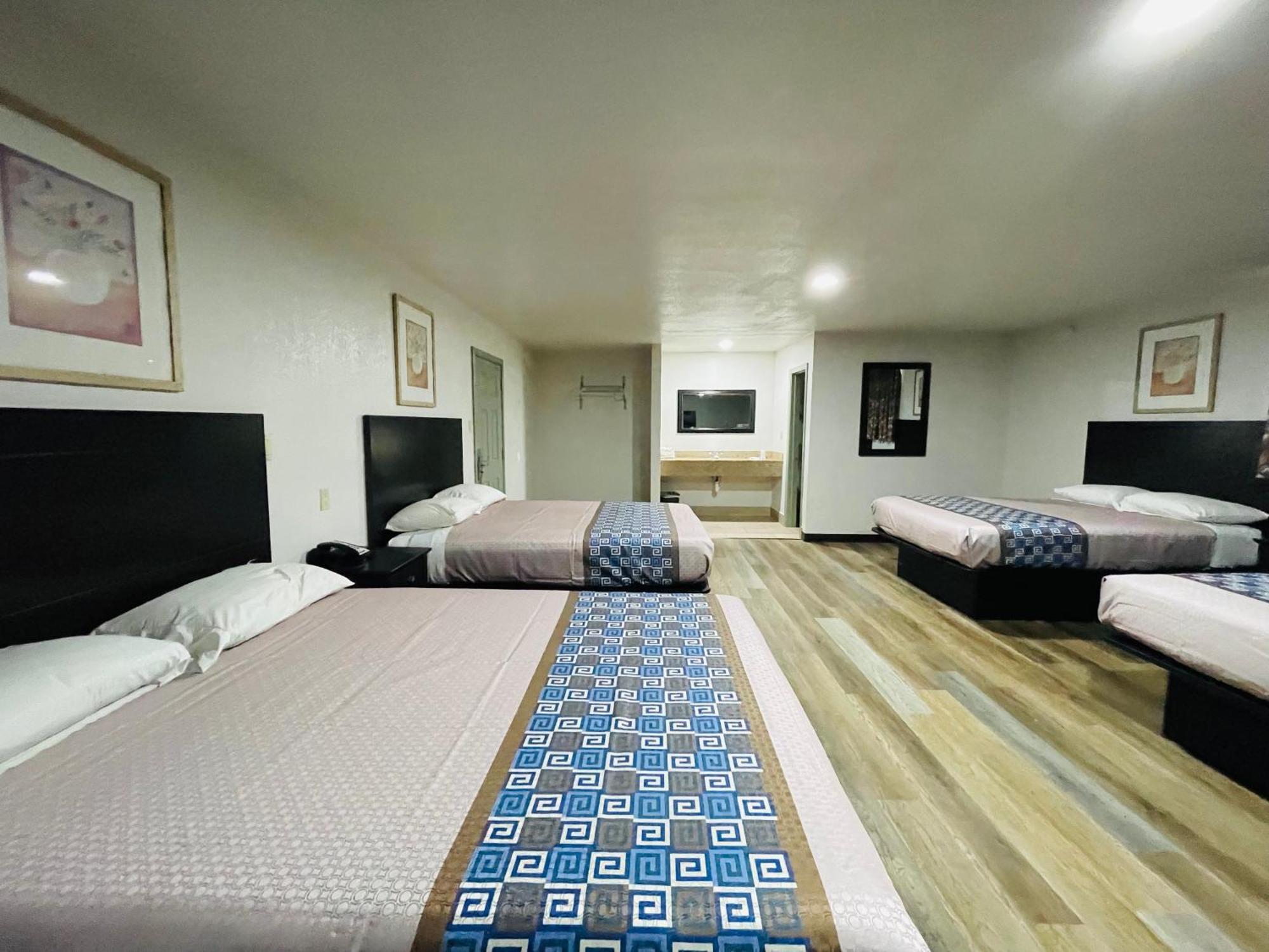 Budget Inn Ada ภายนอก รูปภาพ